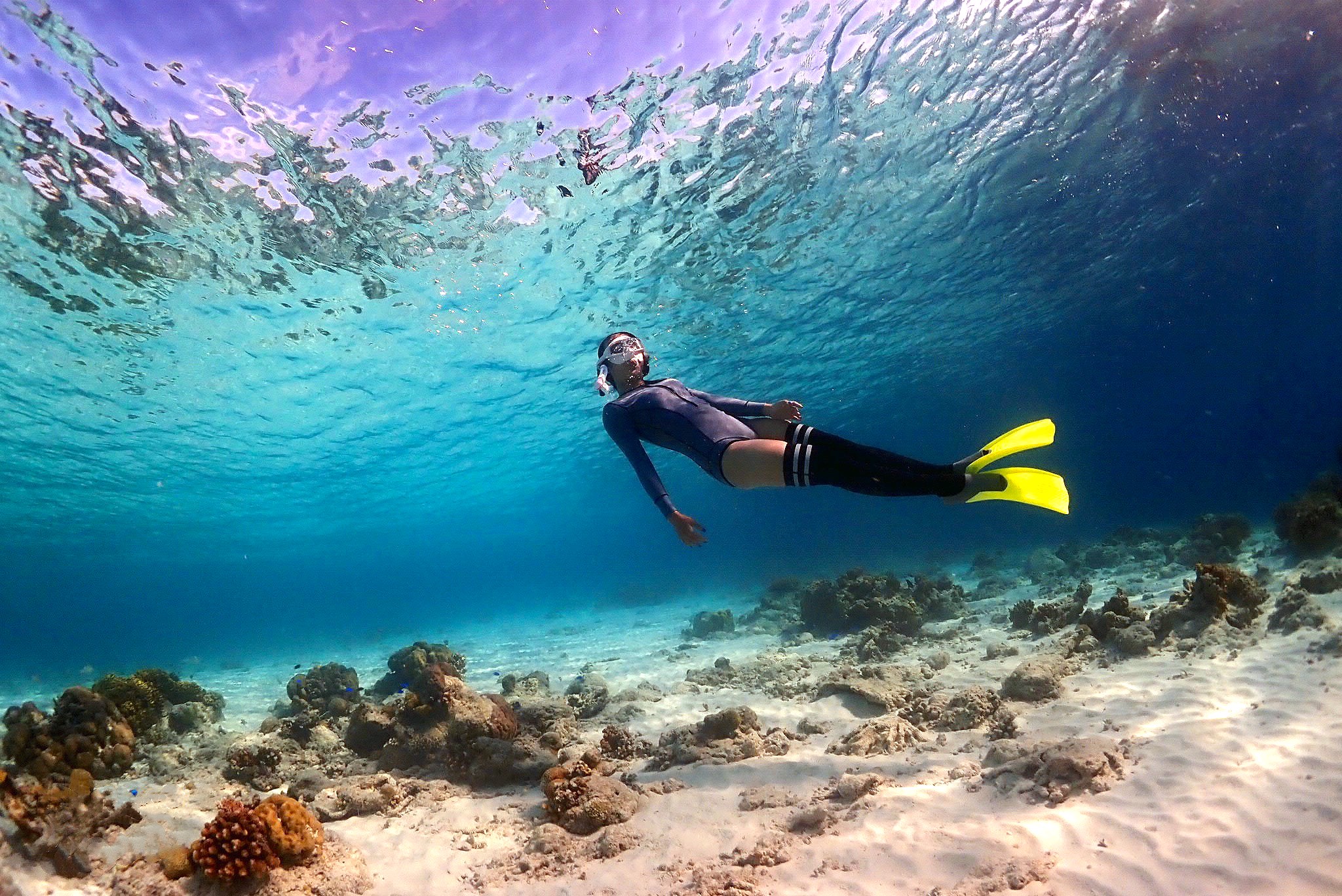 snorkelling the kapalai sandbar shallow clear water
